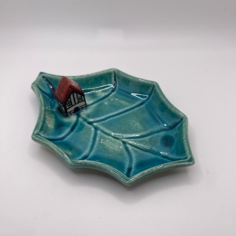 Turquoise Leaf with House