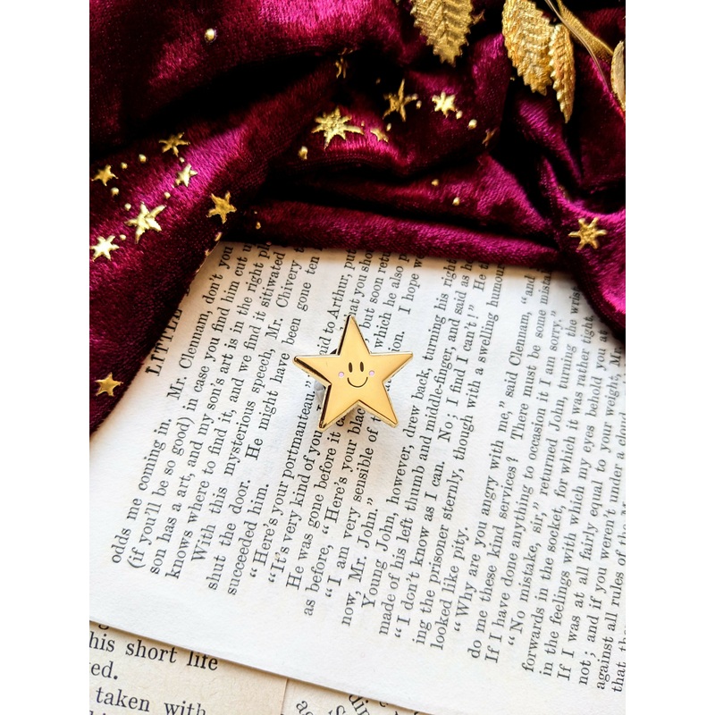 You’re A Star Gold Enamel Pin