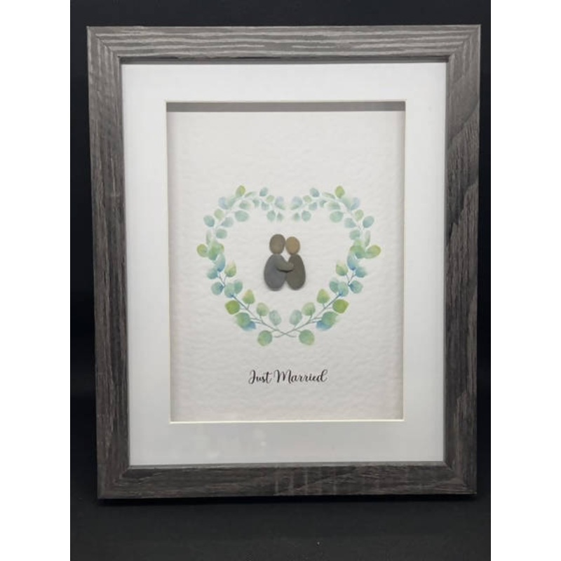 Just Married Heart Greenery – Medium