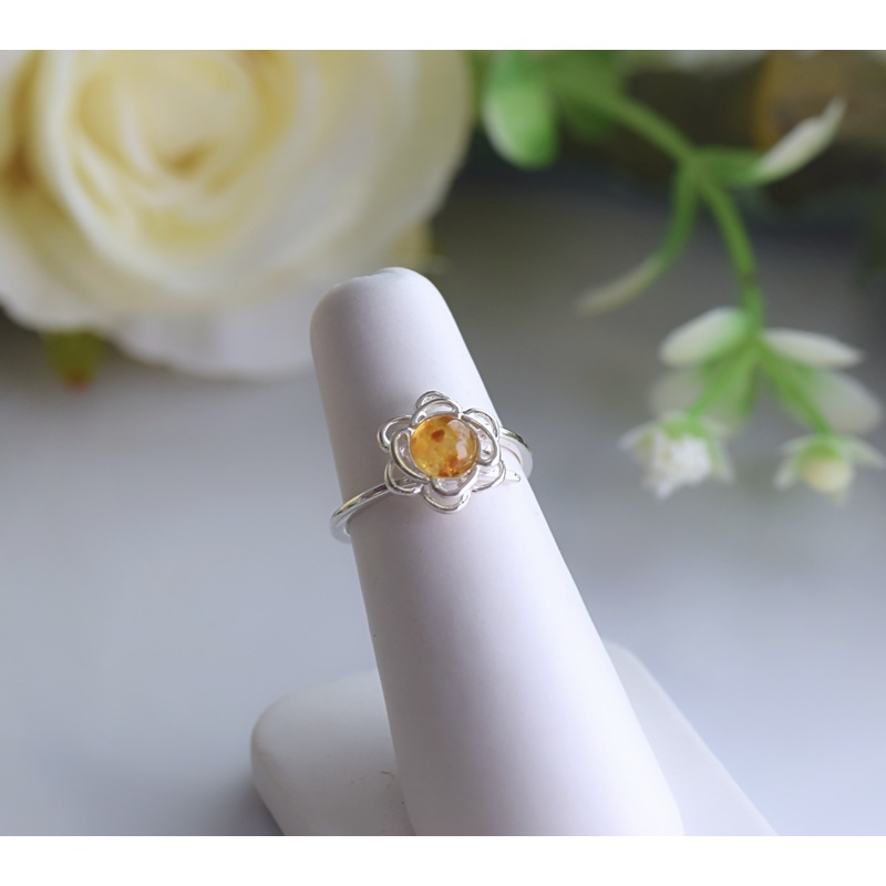 Amber Flower Ring