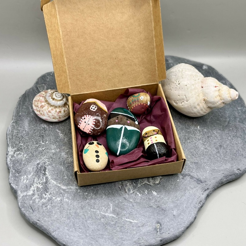 Pebble Pals|Halloween|Easter|Christmas|Easter basket