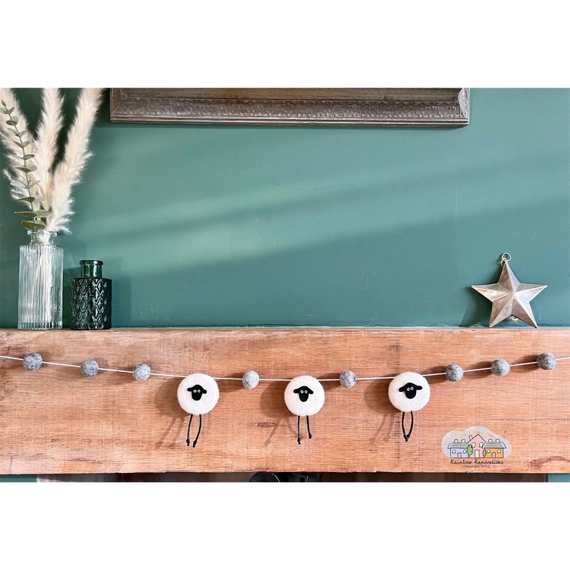 Felted Sheep Garland|White sheep/grey feltballs|White sheep/green balls|White Sheep/Yellow feltballs|White Sheep/Green mix feltballs|White sheep/ lilac balls|White sheep/ pink& grey feltballs