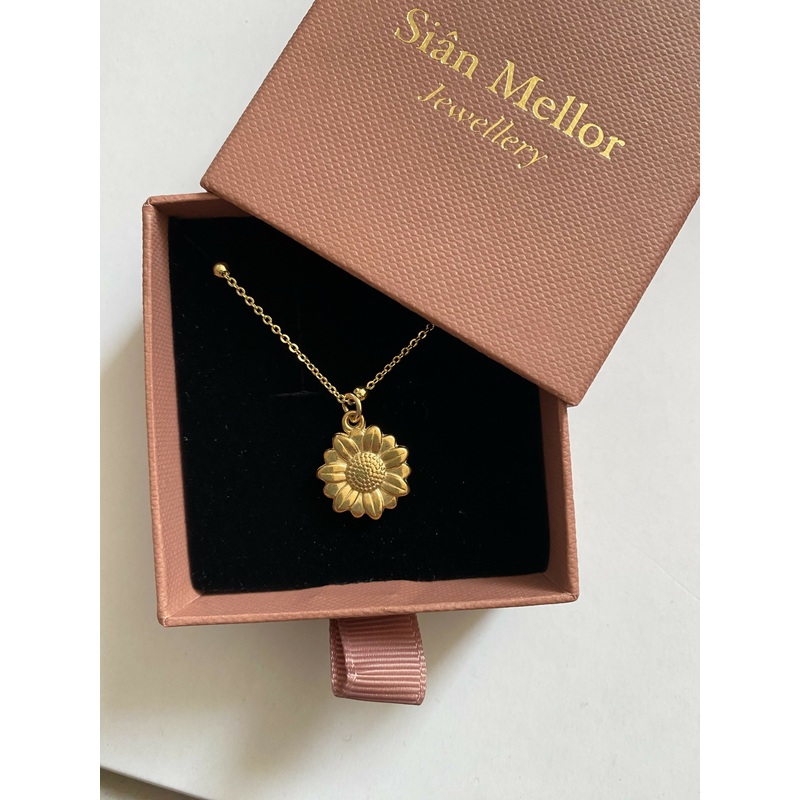 Gold Flower Necklace