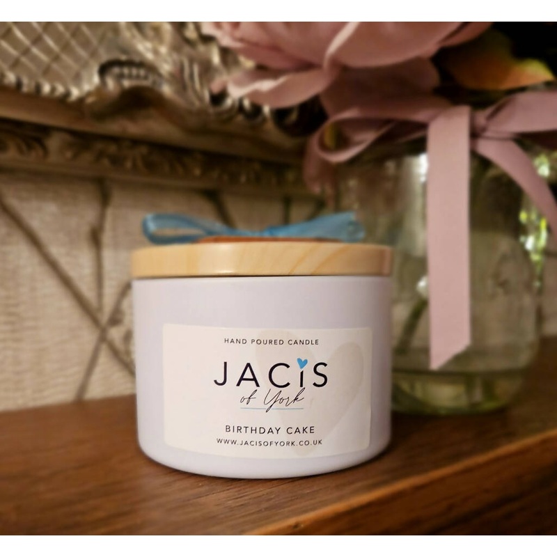 Jacis of York 230ml Scented Soy Candle – Birthday Cake