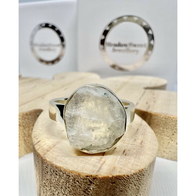 Moonstone Ring Size P