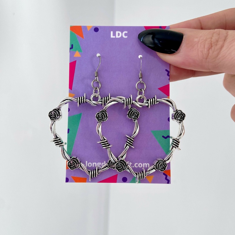 Barbed Wire Heart Earrings|hearts