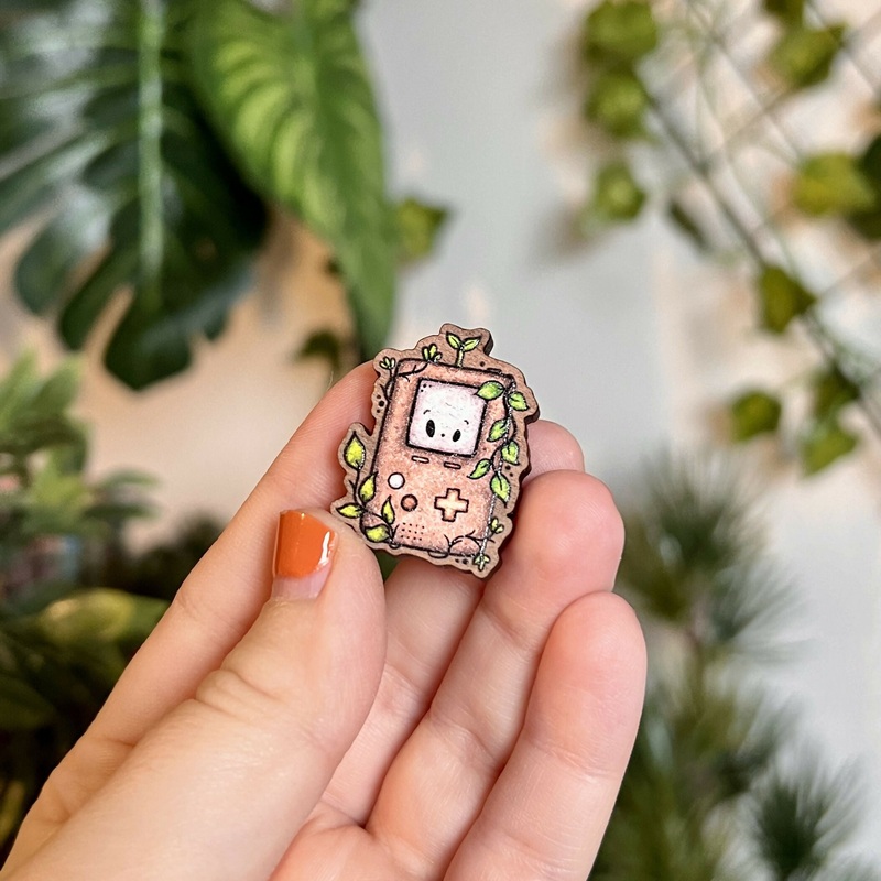 Cosy Retro Gamer Wooden Pin