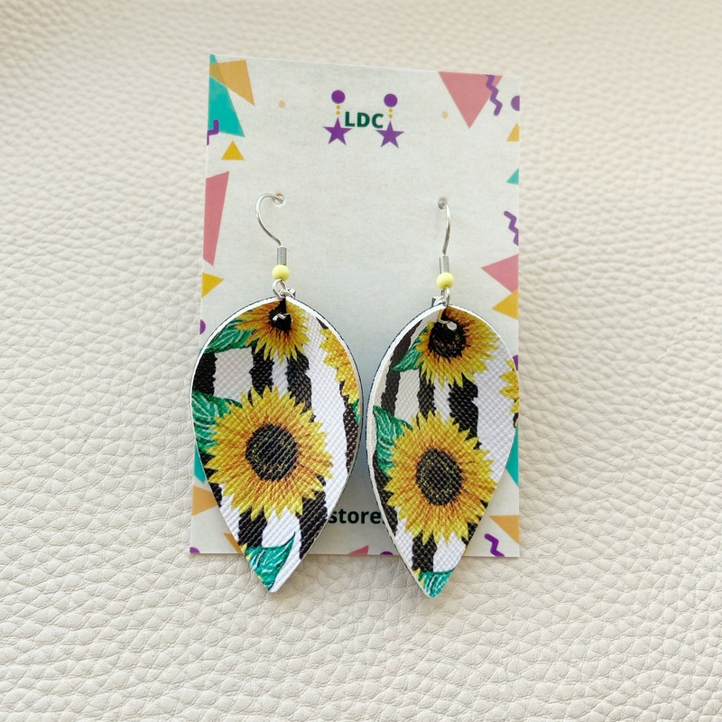 Sunflower Stripe Print Pinched Leaf Earrings