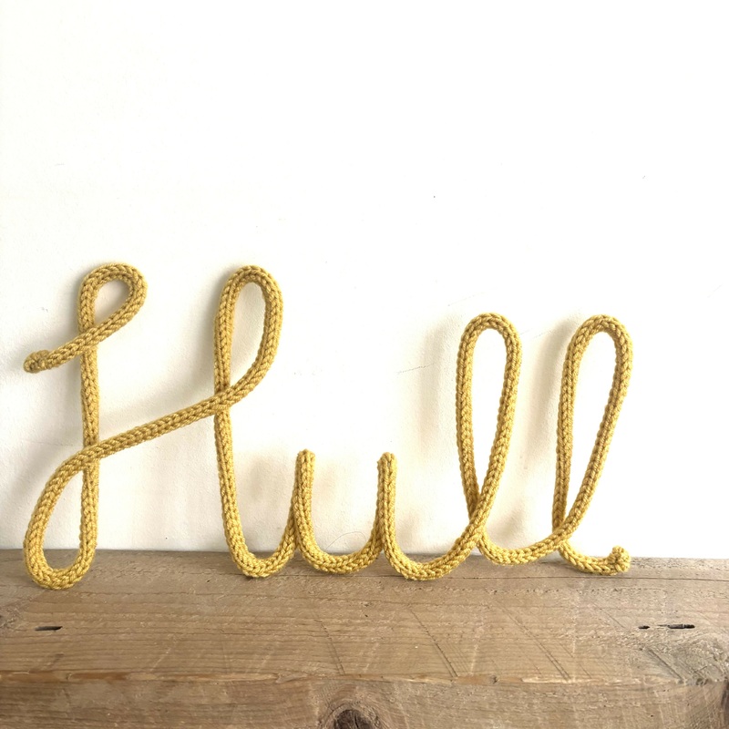 Hull Wire word Decoration