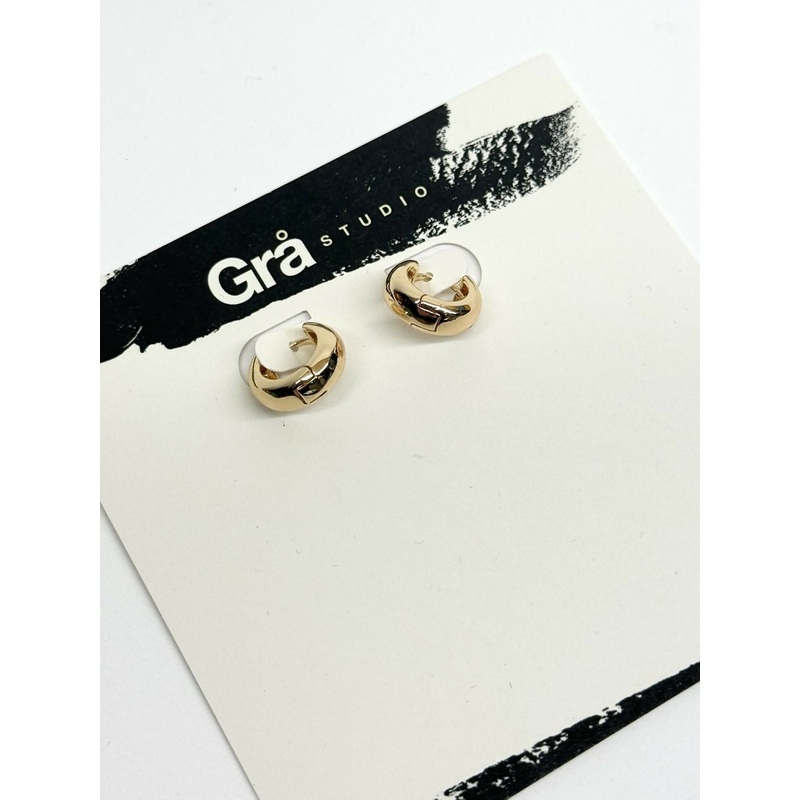 Sophia / Chunky 18k Gold Huggies