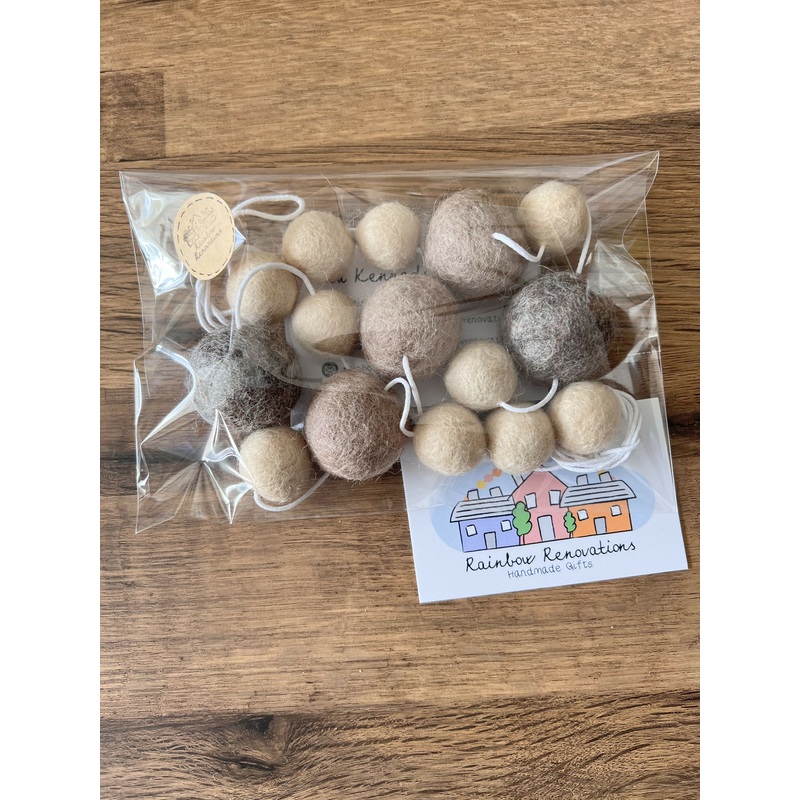 Large Feltball Garland|Orange mix|pink/white|brown mix|beige/brown mix|green/white