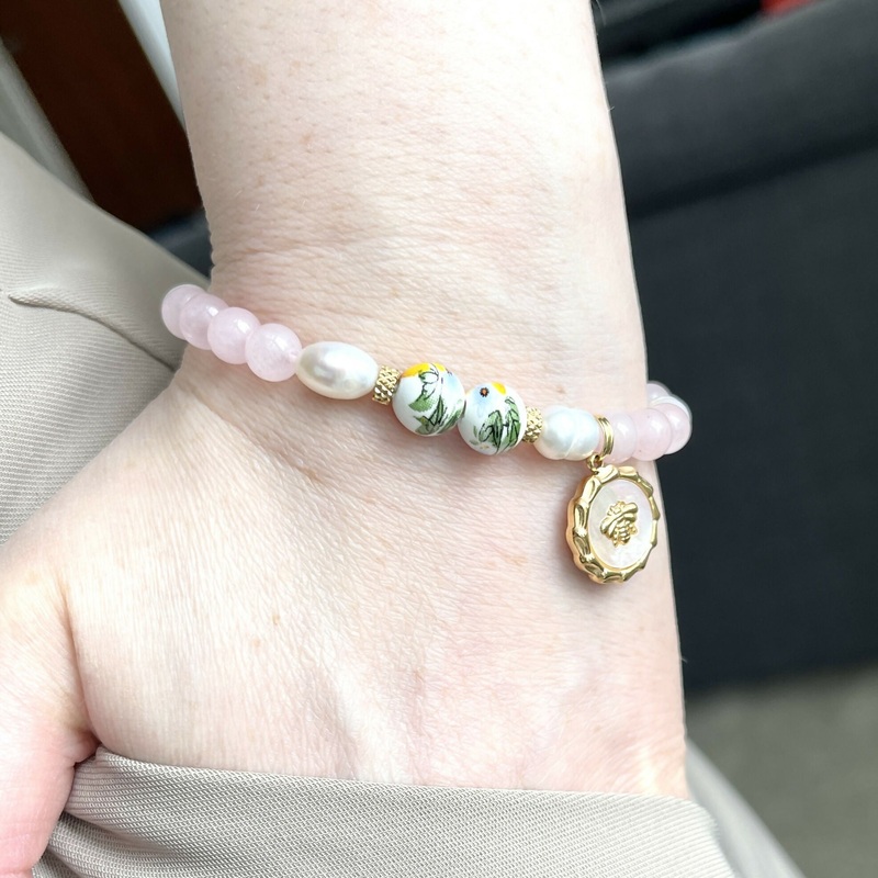 Bee bracelet