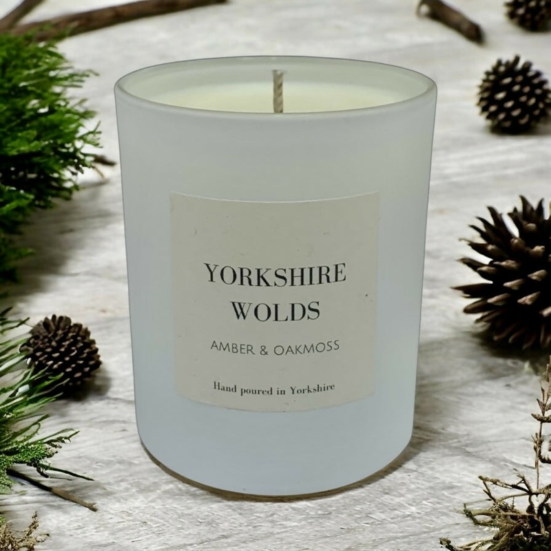 Yorkshire Wolds – Amber and Oakmoss Candle – 160g
