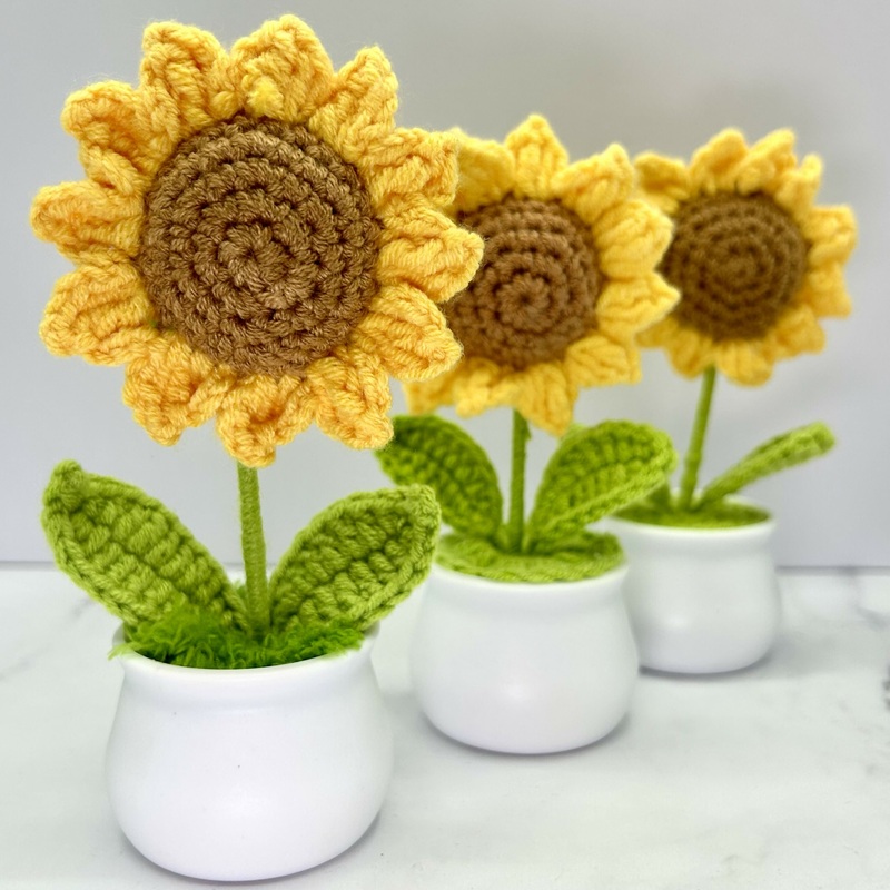Crochet Medium Sunflower In Pot