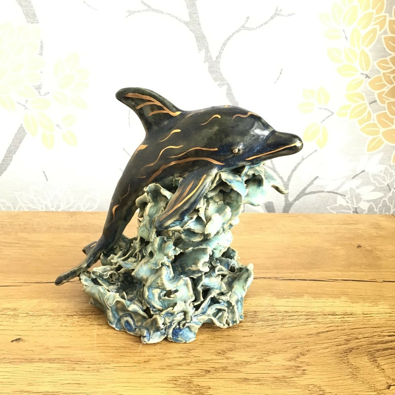 Dolphin on Wave Real Gold Detail