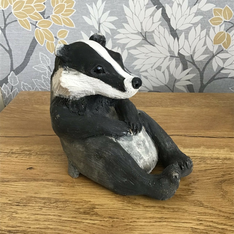 Medium Badger Sculpture|Medium Badger