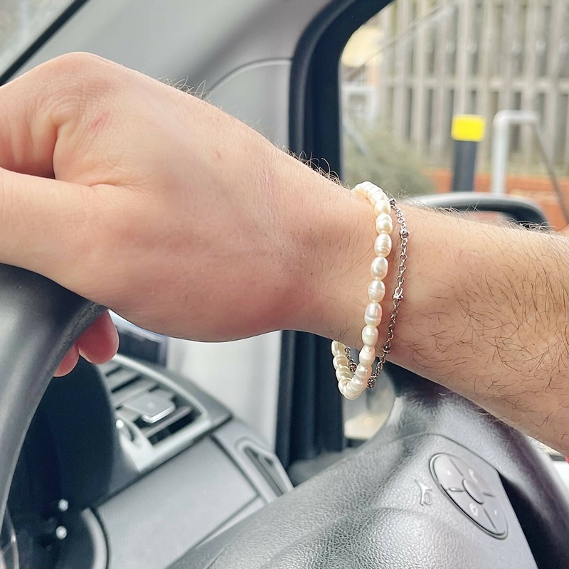 Fine Pearl Bracelet
