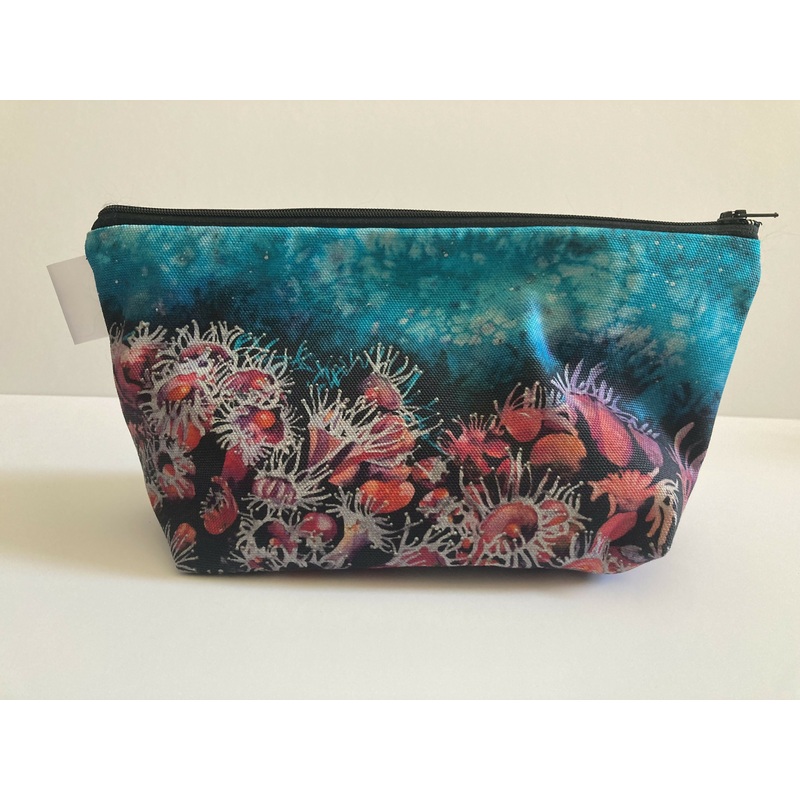 Jewel Anemones – Wash bag