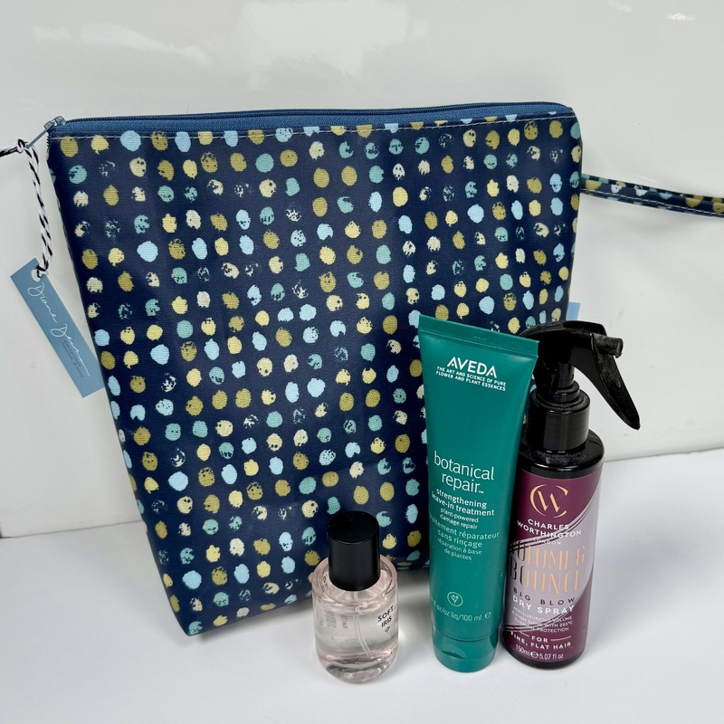 Large Toiletry Bag with Handle – Oilcloth Dots