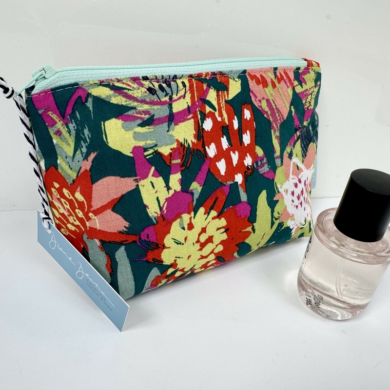 Small Make Up Bag – Rustic Floral