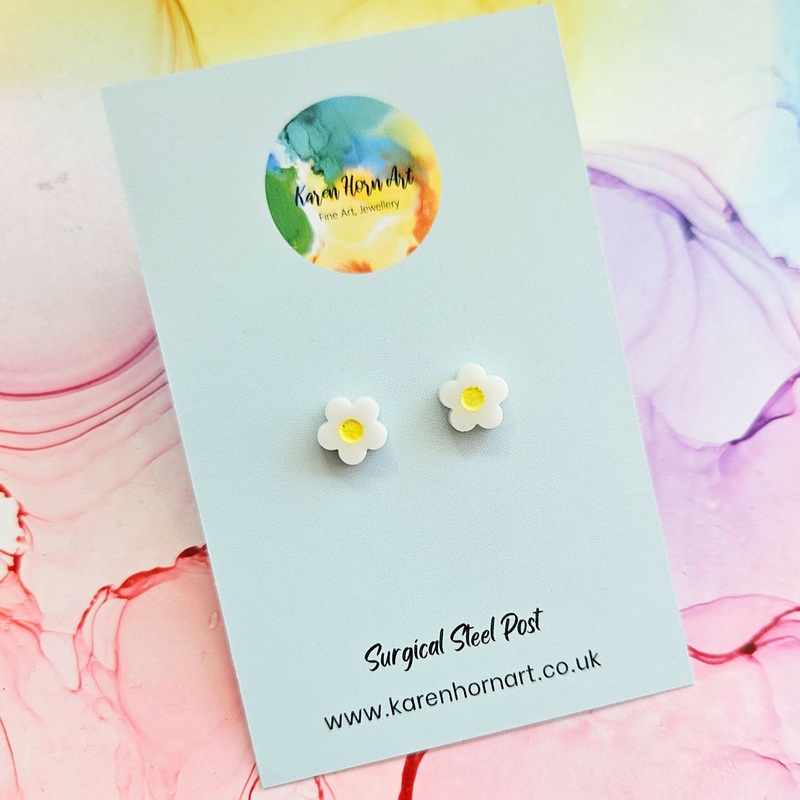 Handmade Cute Small Daisy Resin Studs