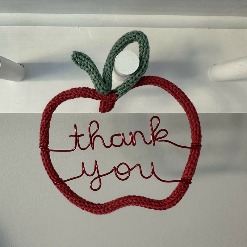 Knitted Wire Apple – Thank You Teacher