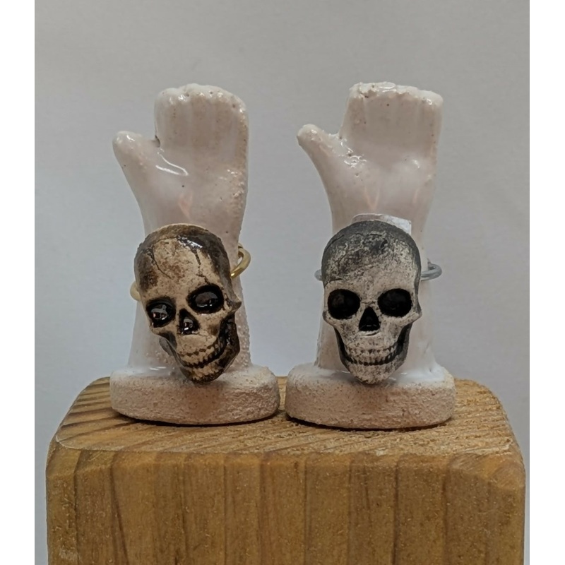 Ceramic Skull Ring