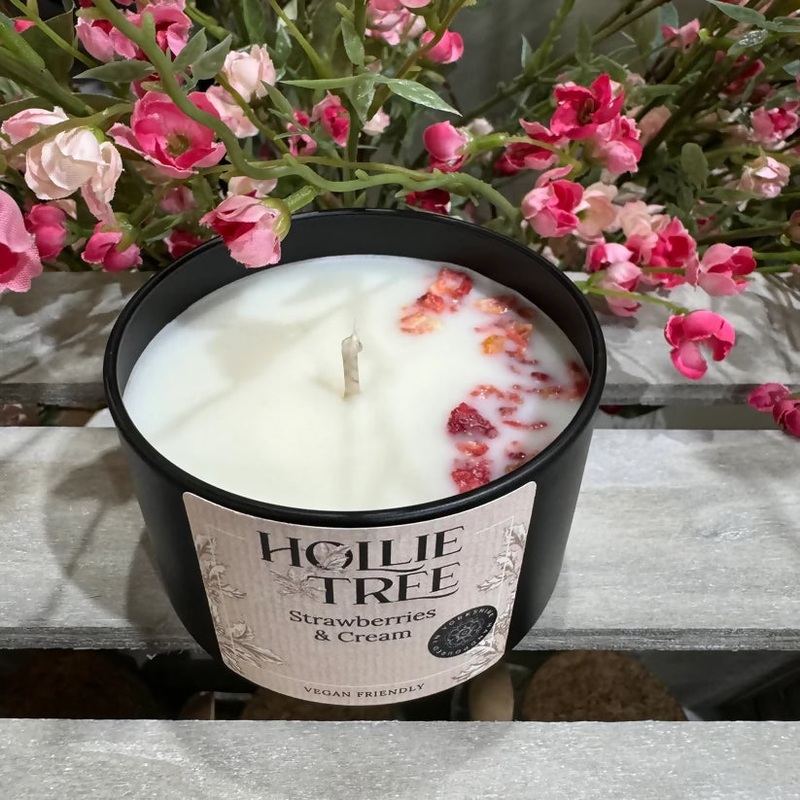 Strawberries & Cream Candle