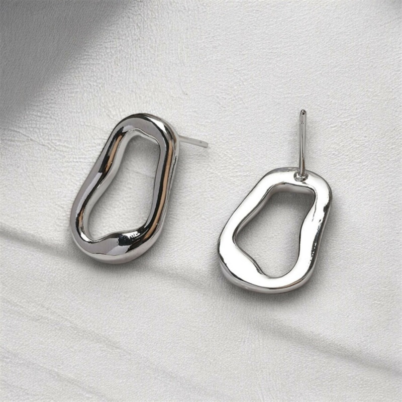 Liquid Statement Studs