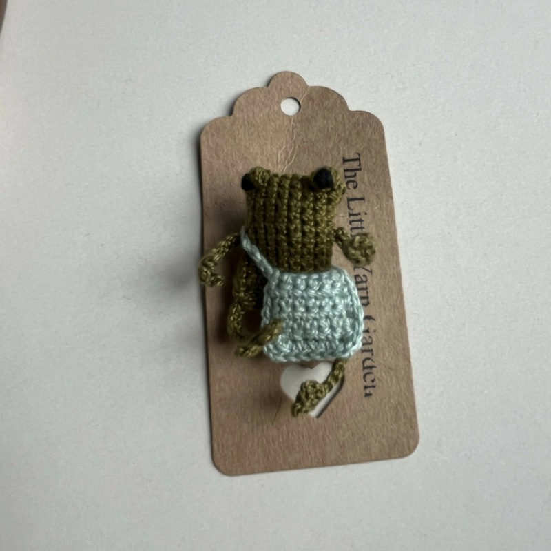 Crochet Little Frog Brooch