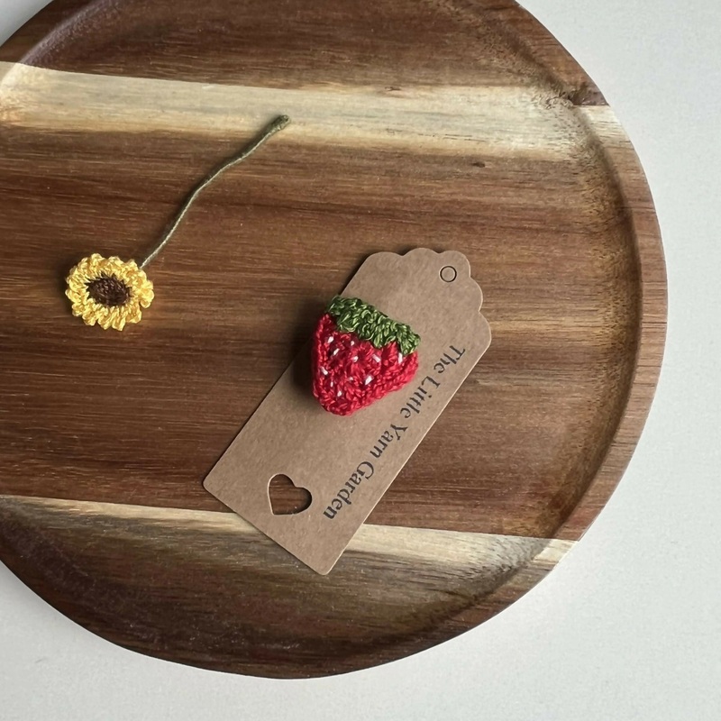 Cute Crochet Strawberry Brooch Pin