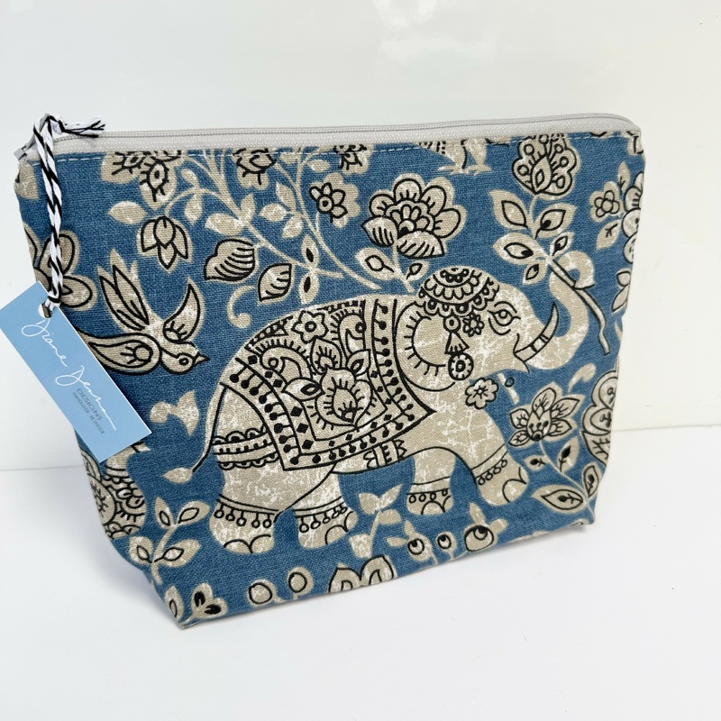 Toiletry Bag – Elephant