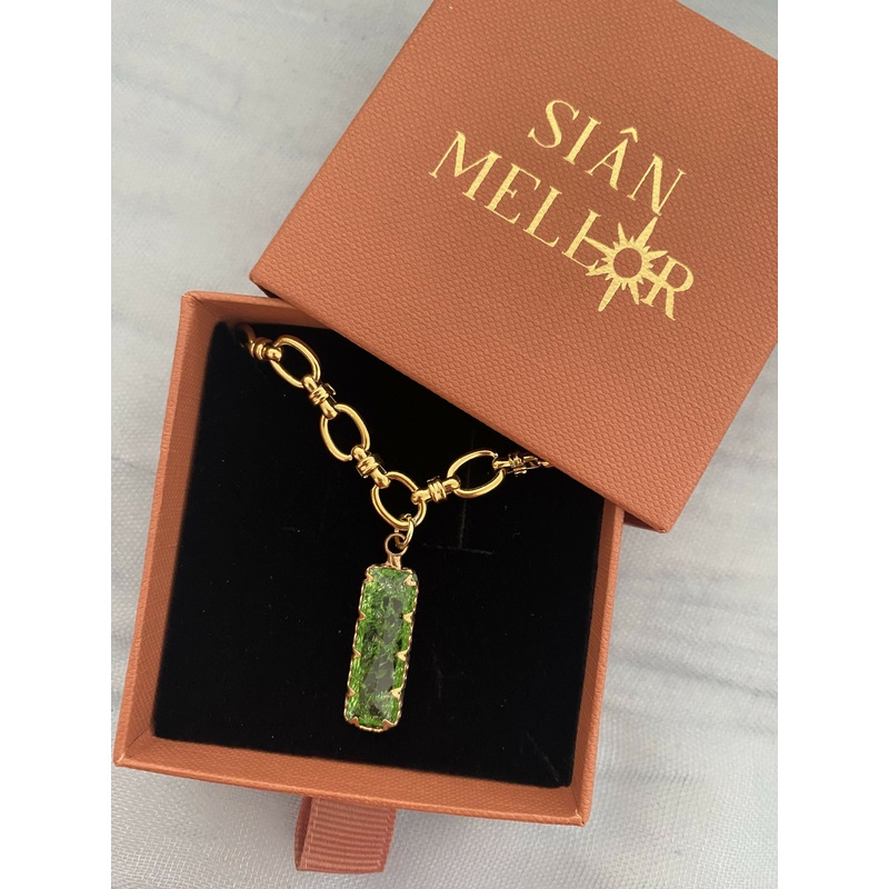 Green Glass Pendant Necklace