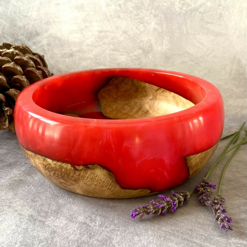 Hand Turned Scarlet Red Bowl With English Oak Burr