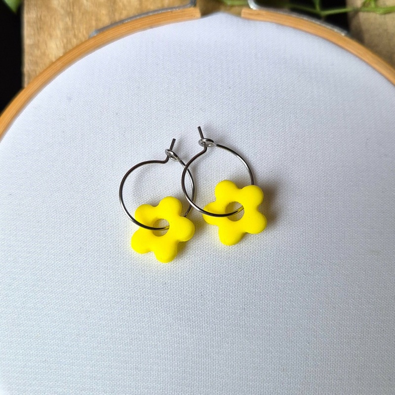 Simply Flowers Lemon Hoop Earrings