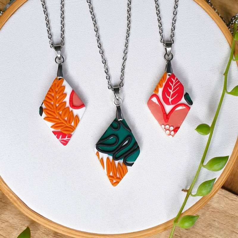 Tropical Twist Diamond Necklace