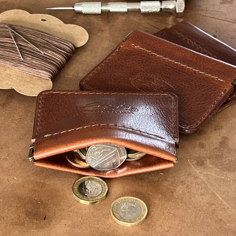 Handmade Italian Vegetable Tanned Leather Coin Purse