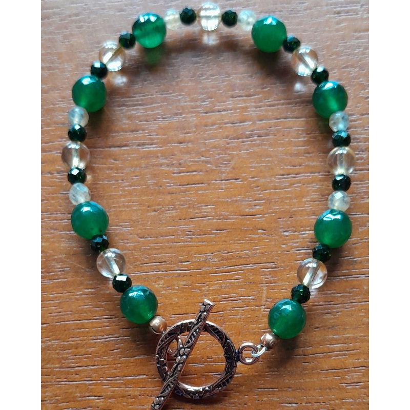 Pure Copper Toggle Catch Bracelet with Green Chalcedony, Faceted Onyx, Citrine and Faceted Citrine.