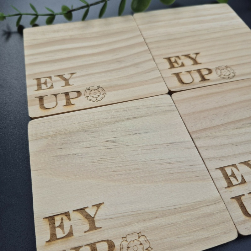 Wooden Yorkshire Rose Coaster with Yorkshire Sayings – Ey Ups