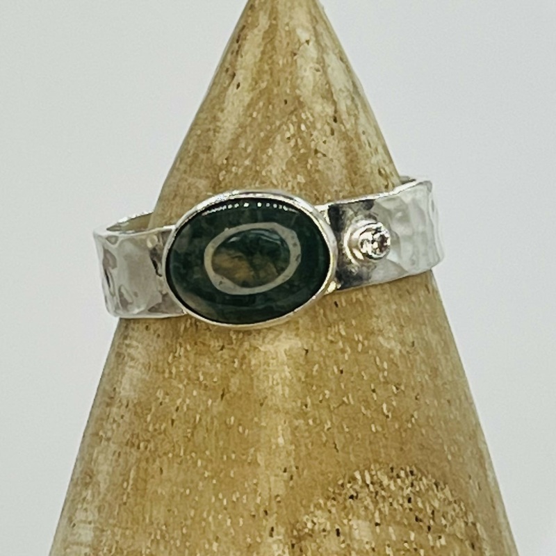 Gemstone Ring – Lichen Lush