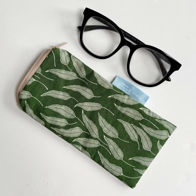 Glasses Case – Green Leaves