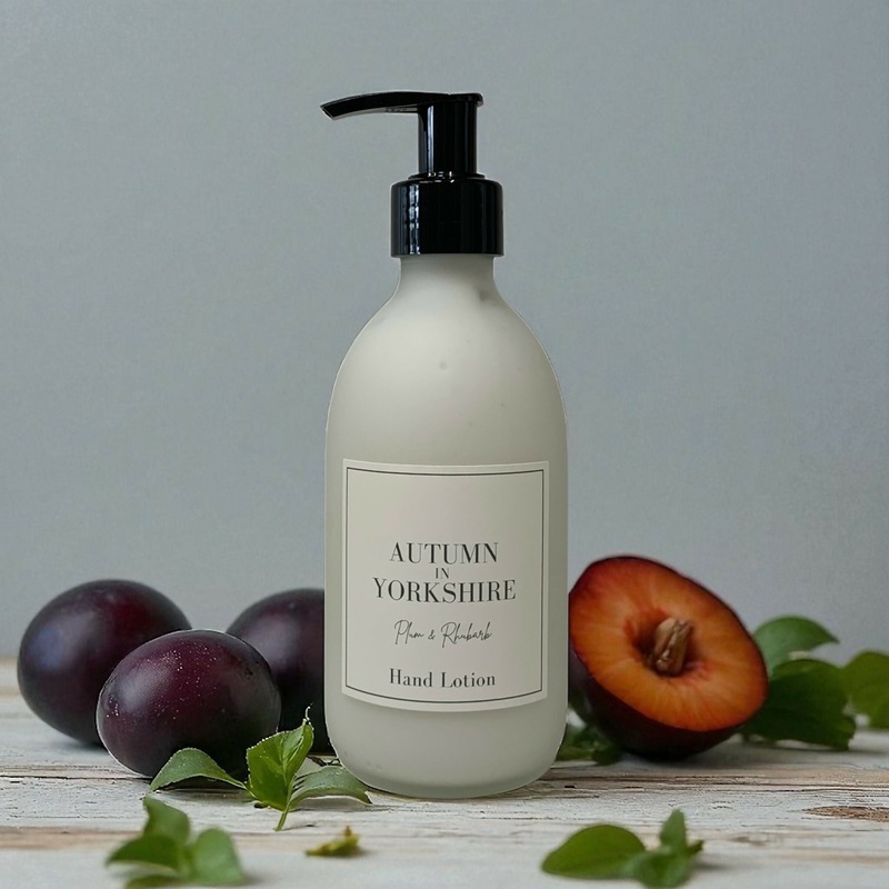 Autumn in Yorkshire – Plum and Rhubarb Hand Lotion Glass Bottle 300ml