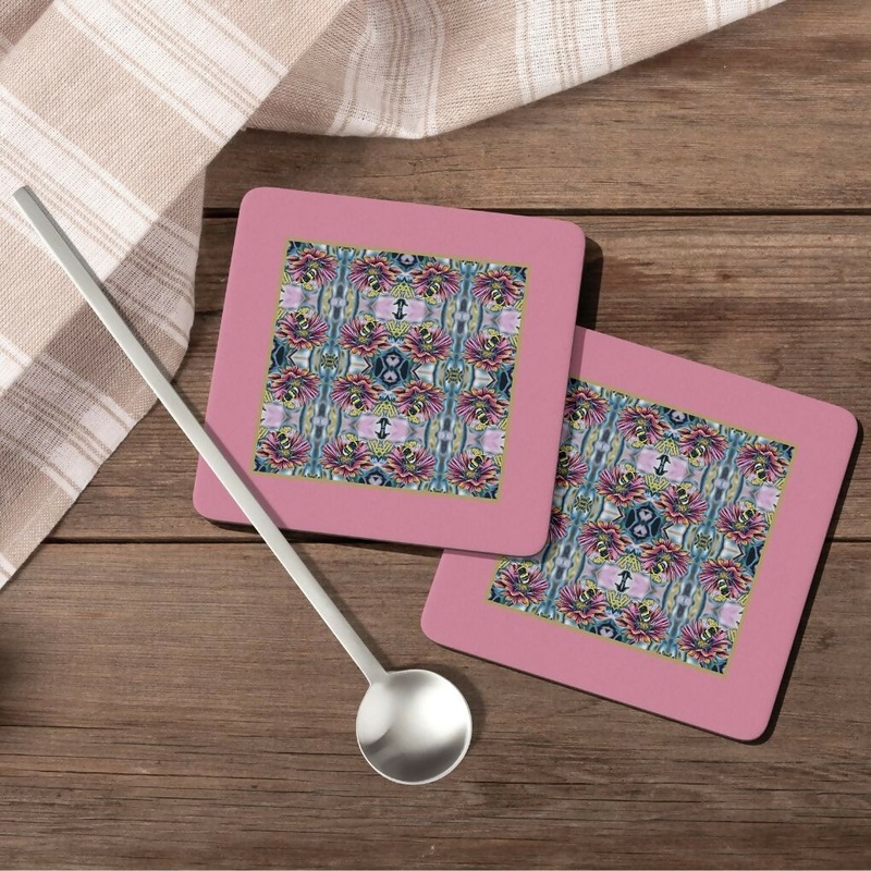 DAISY AND BEE MELAMINE COASTER WITH PINK BORDER