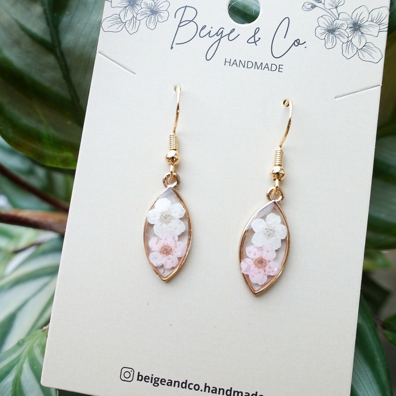 Fish Eye Pink Pressed Flower Earrings