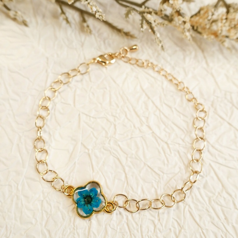 Pressed Flowers Bracelet – Blue