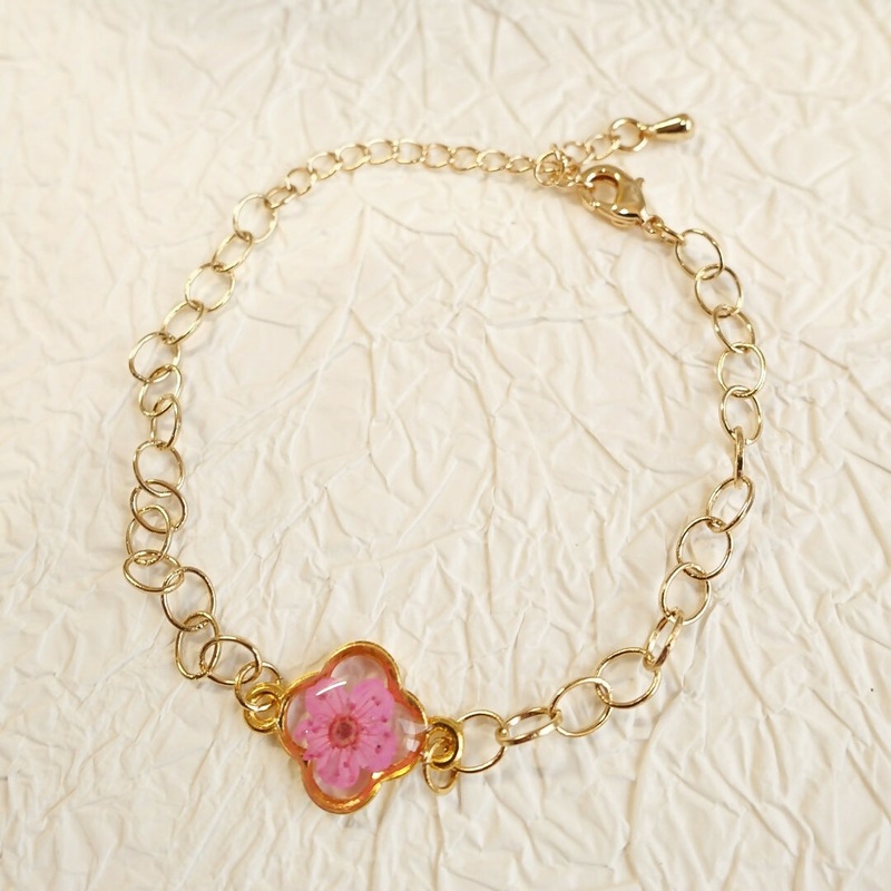 Pressed Flowers Bracelet – Pink