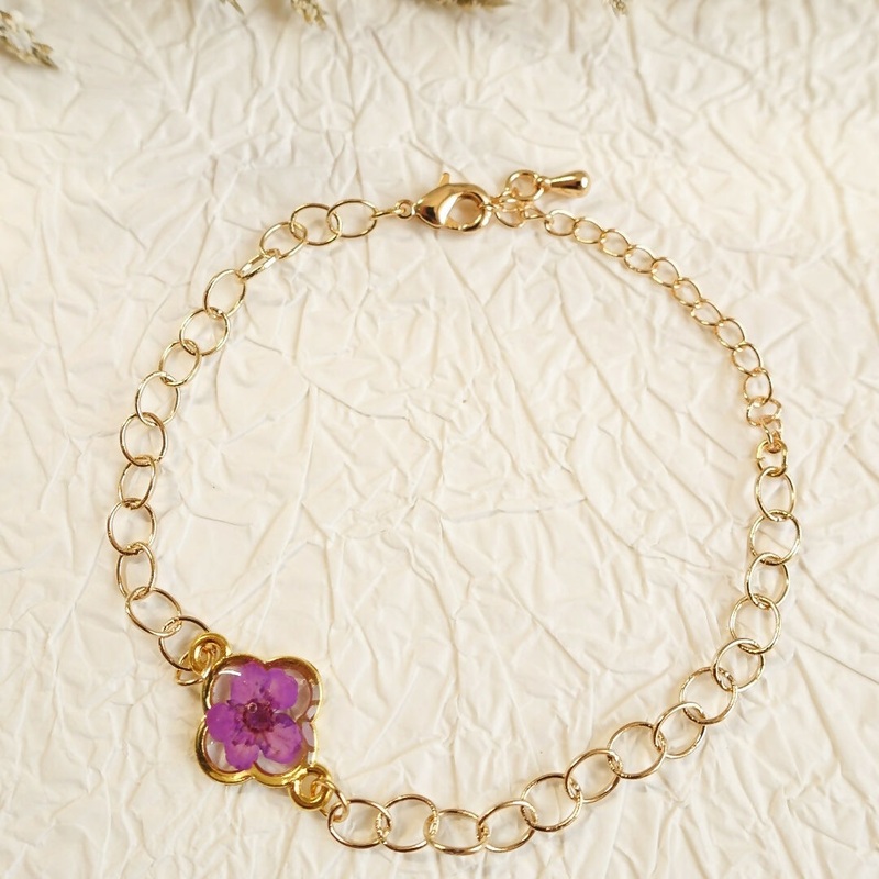 Pressed Flowers Bracelet – Purple