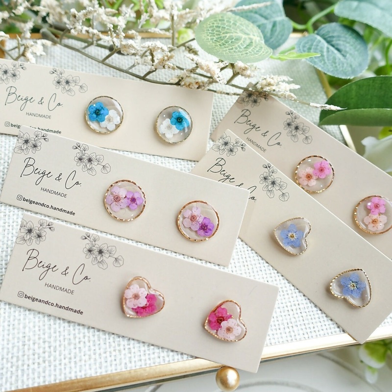 Stud Earrings with Pressed Flowers