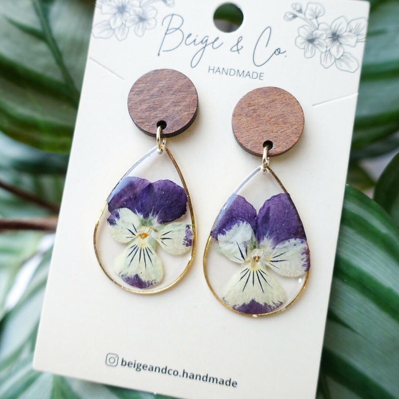 Wooden Violas Pressed Flower Earrings