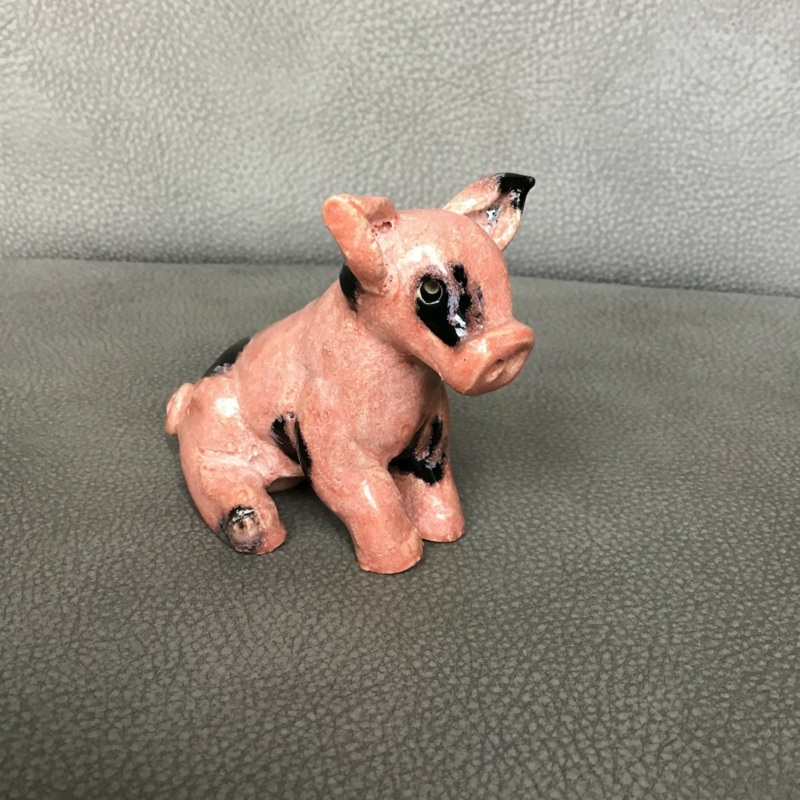 Ceramic Pig|Pig